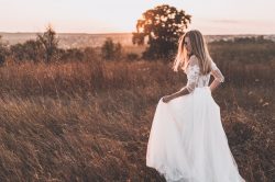 Abiti da sposa in stile boho chic