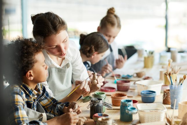 Scuola senza zaino: come funziona il nuovo metodo didattico