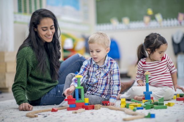 Alternative più economiche alla baby sitter