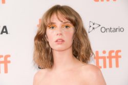 Chi è la figlia di Uma Thurman interprete in Stranger Things 3