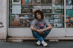 Tutto su Eman, uno degli artisti più amati della scena musicale italiana