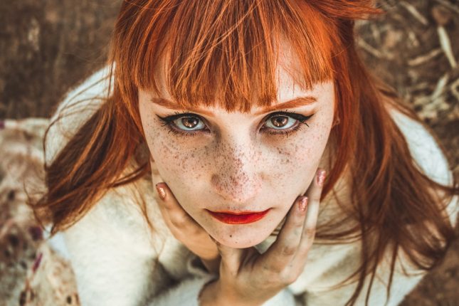 Ho gli occhi marroni: come mi trucco?