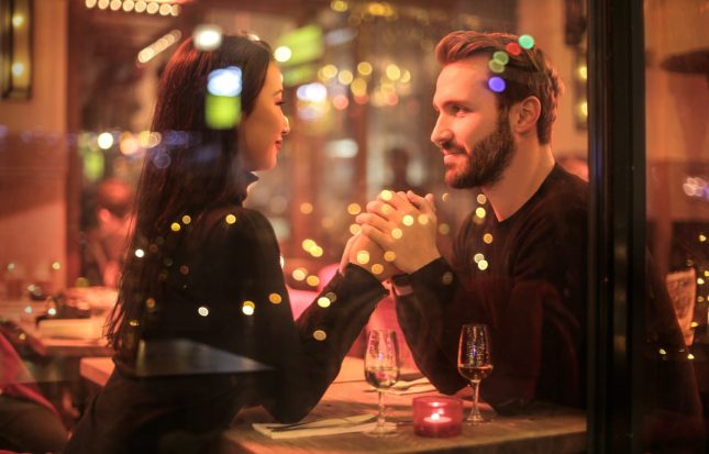 La tecnologia che fa battere il cuore: quali sono le app per trovare l'amore?