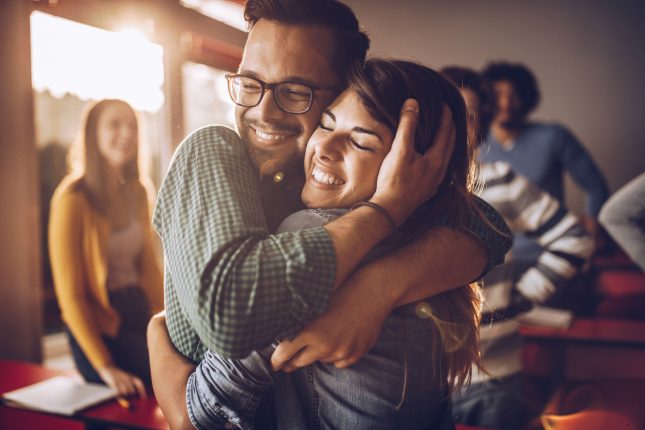 Chi è che non soffre di carenza d'affetto? Ecco come uscirne