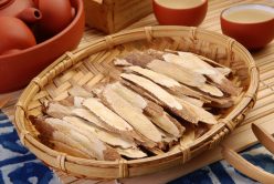 Astragalo: rimedio naturale anti stress e stanchezza