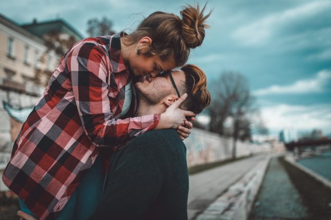 Ci si innamora solo tre volte nella vita, lo dice la scienza