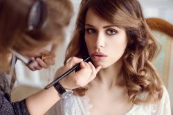 Come scegliere la truccatrice per il matrimonio