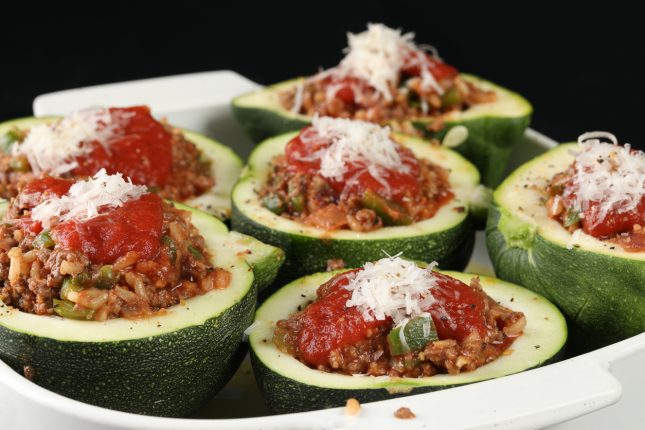 Ricetta zucchine tonde ripiene con ragù