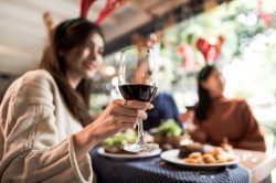 Natale in salute 5 consigli per sopravvivere ai pasti infiniti