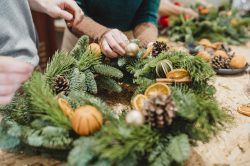 Decorazioni Natale fai da te con elementi naturali