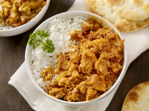 Pollo al curry thai