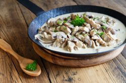 Straccetti di vitello con i funghi