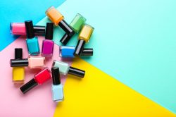 5 idee per dipingere con gli smalti vecchi