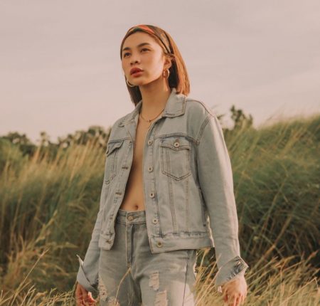 Total denim look: gli abbinamenti vincenti