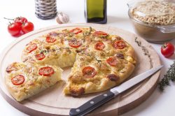 Focaccia barese ricetta con e senza bimby