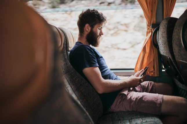 Viaggiare in pullman pro e contro