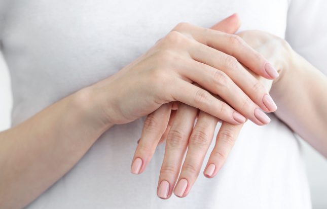 Unghie Peach panna, lo smalto che dona a tutte le carnagioni