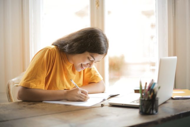 Come studiare meglio e superare l’anno scolastico: ecco l’aiuto per tuo figlio