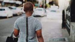 Catcalling: ecco cosa significa e cos'è