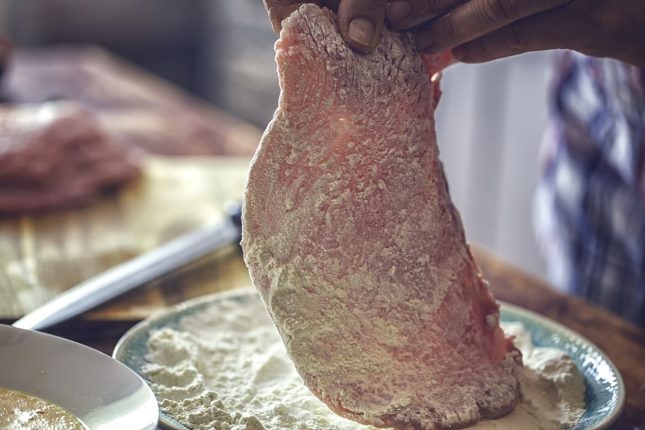 Scaloppine al vino bianco con carciofi