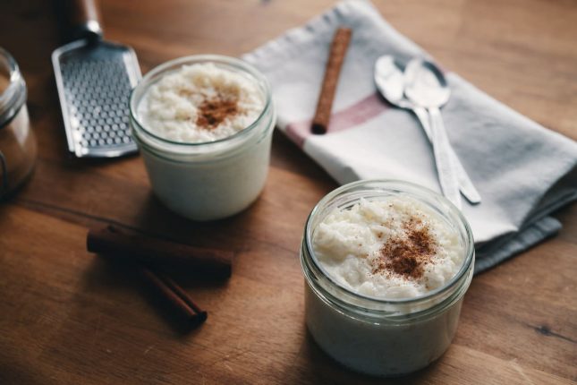 Budino al cioccolato bianco senza colla di pesce