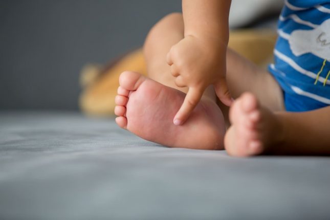 Puntura vespa, cosa fare se pungono i bambini 