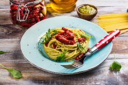 Ricetta detox: spaghetti integrali con rucola
