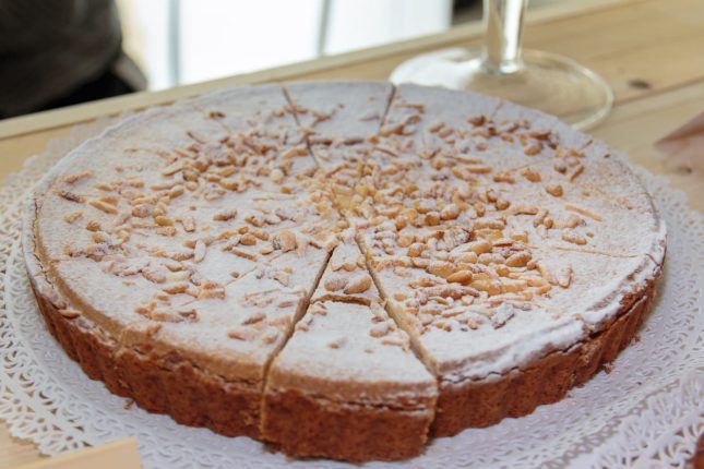 Torta della nonna, la ricetta