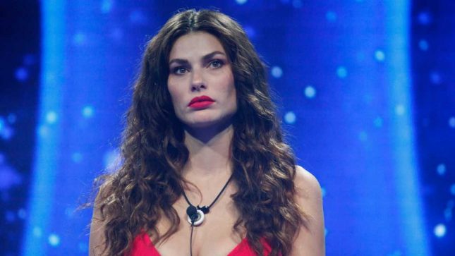 GF Vip, Alfonso Signorini l’ha chiamata: clamoroso ritorno?