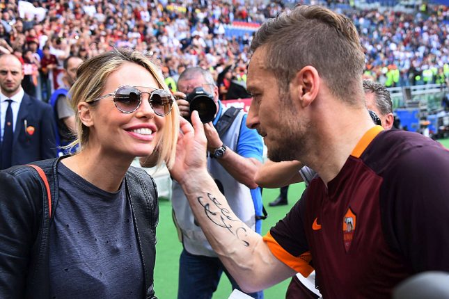 Ilary Blasi e Francesco Totti: non si baciano perché…