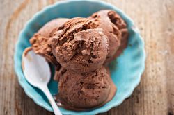 Gelato al cioccolato senza gelatiera