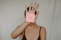 I segni zodiacali che non amano corteggiare