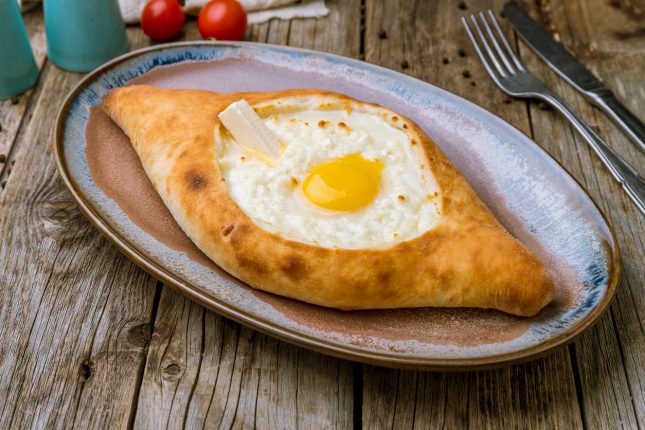 Khachapuri: ricetta della pizza al formaggio