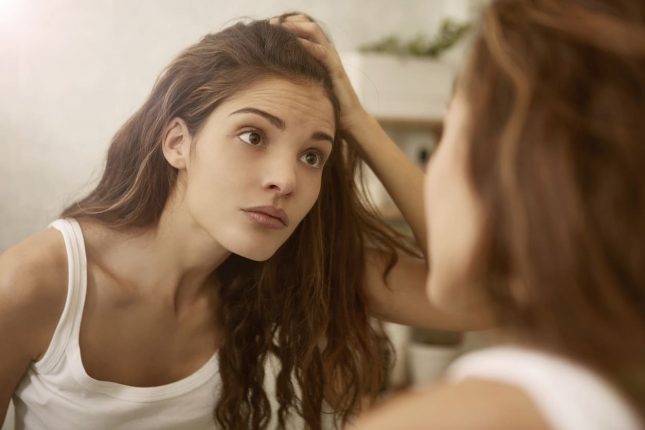 Lavare i capelli senza shampoo