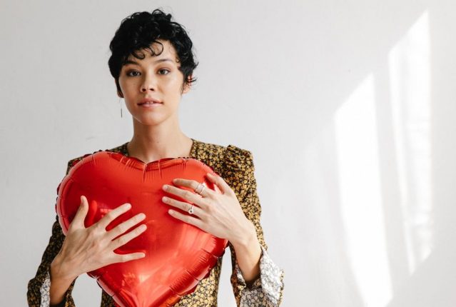 segni zodiacali che combattono per le relazioni