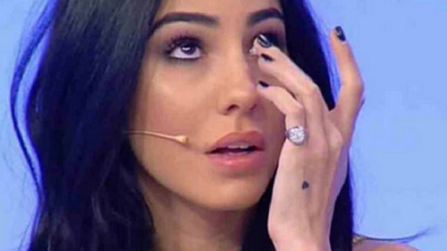 Giulia De Lellis furiosa: “Dichiarazioni gravi”