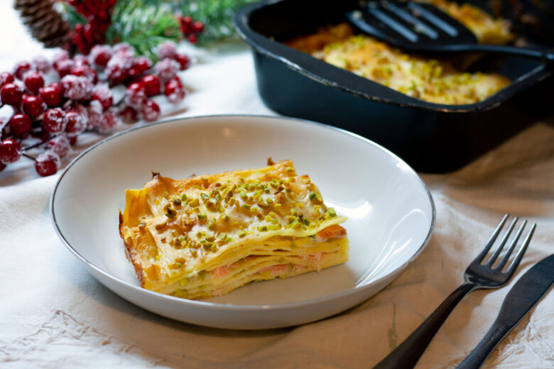 Lasagne al salmone e pistacchi