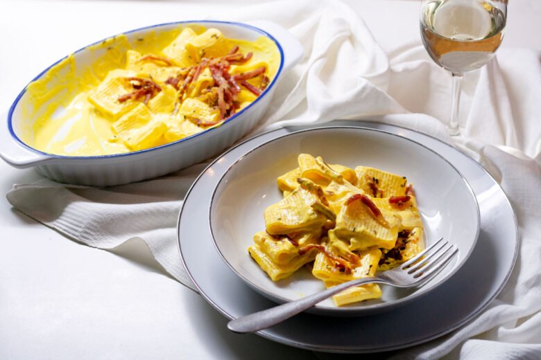 Paccheri panna speck e zafferano
