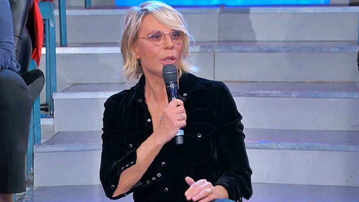 Uomini e Donne, amore al capolinea: la delusione della dama del trono over