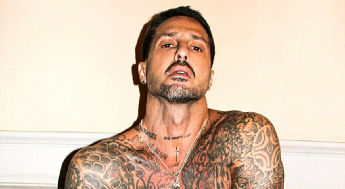 Fabrizio Corona fidanzato con Elodie? Non lo sapeva nemmeno lui…
