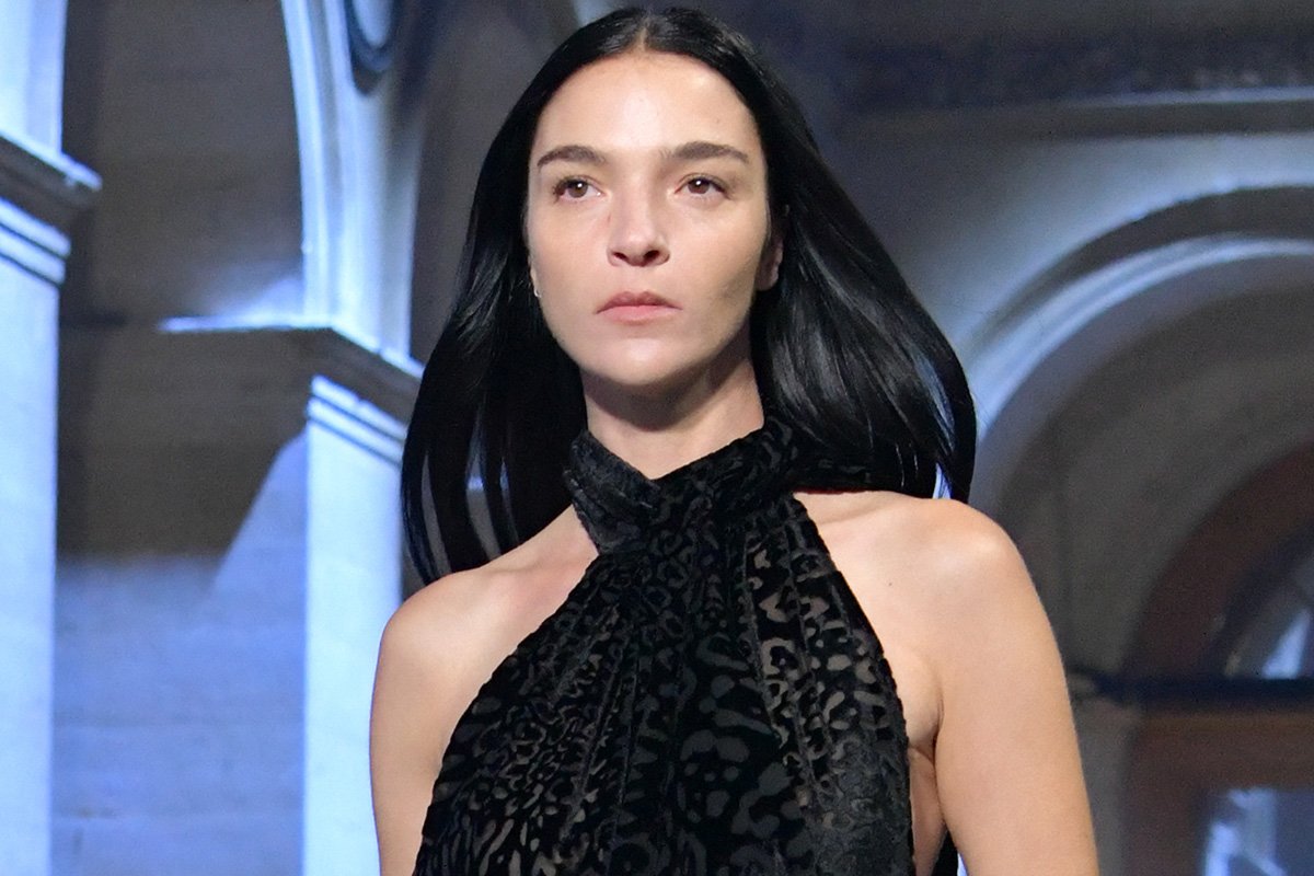 Da Vittoria Puccini a Mariacarla Boscono: che passione la Cage Bag!