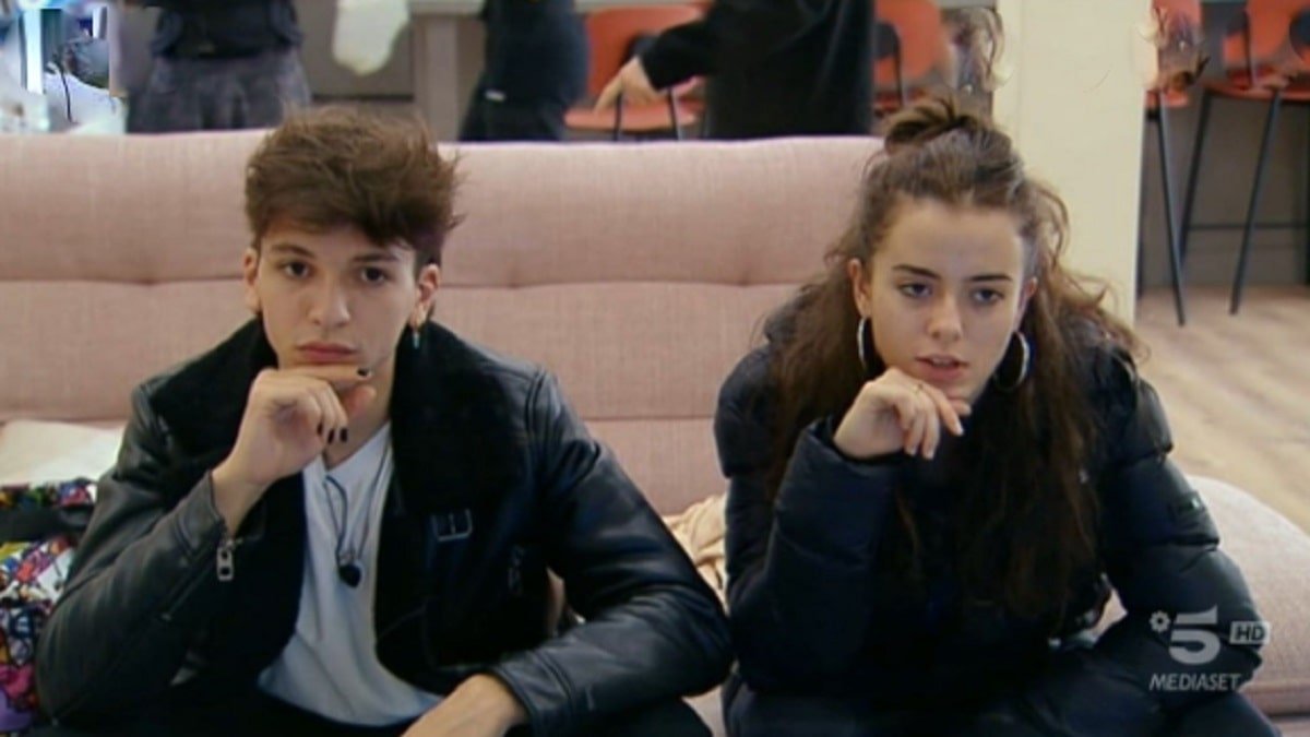 Amici, Luigi confessa tutto: la verità sulla canzone per Carola 