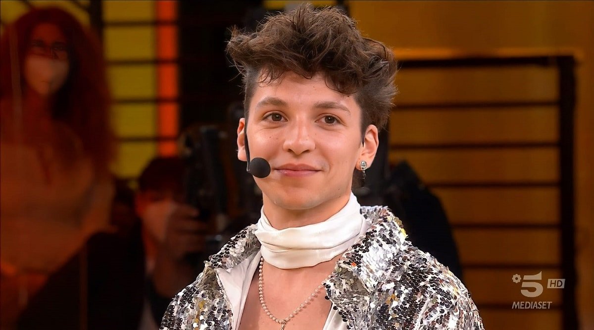 Amici: il vincitore Luigi battuto da…