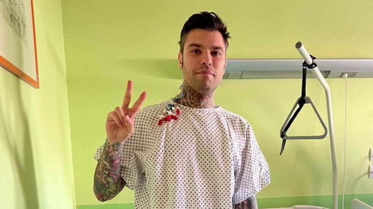 Fedez distrutto dalla malattia: la confessione in lacrime
