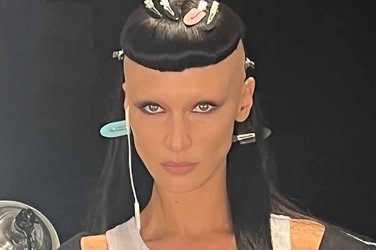 Gigi e Bella Hadid, che shock: testa semi-rasata e sopracciglia invisibili