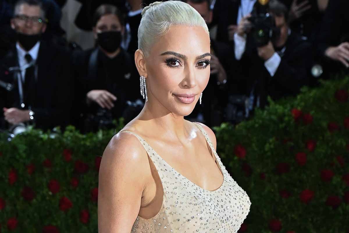Kim Kardashian ha danneggiato l’abito di Marilyn? La risposta del proprietario