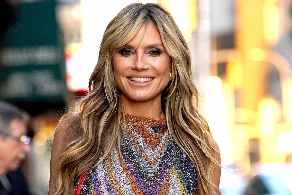 Heidi Klum sempre più hot: il look da serata romantica provoca il marito