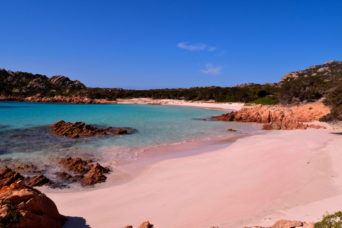 Spiagge di sabbia rosa in Italia