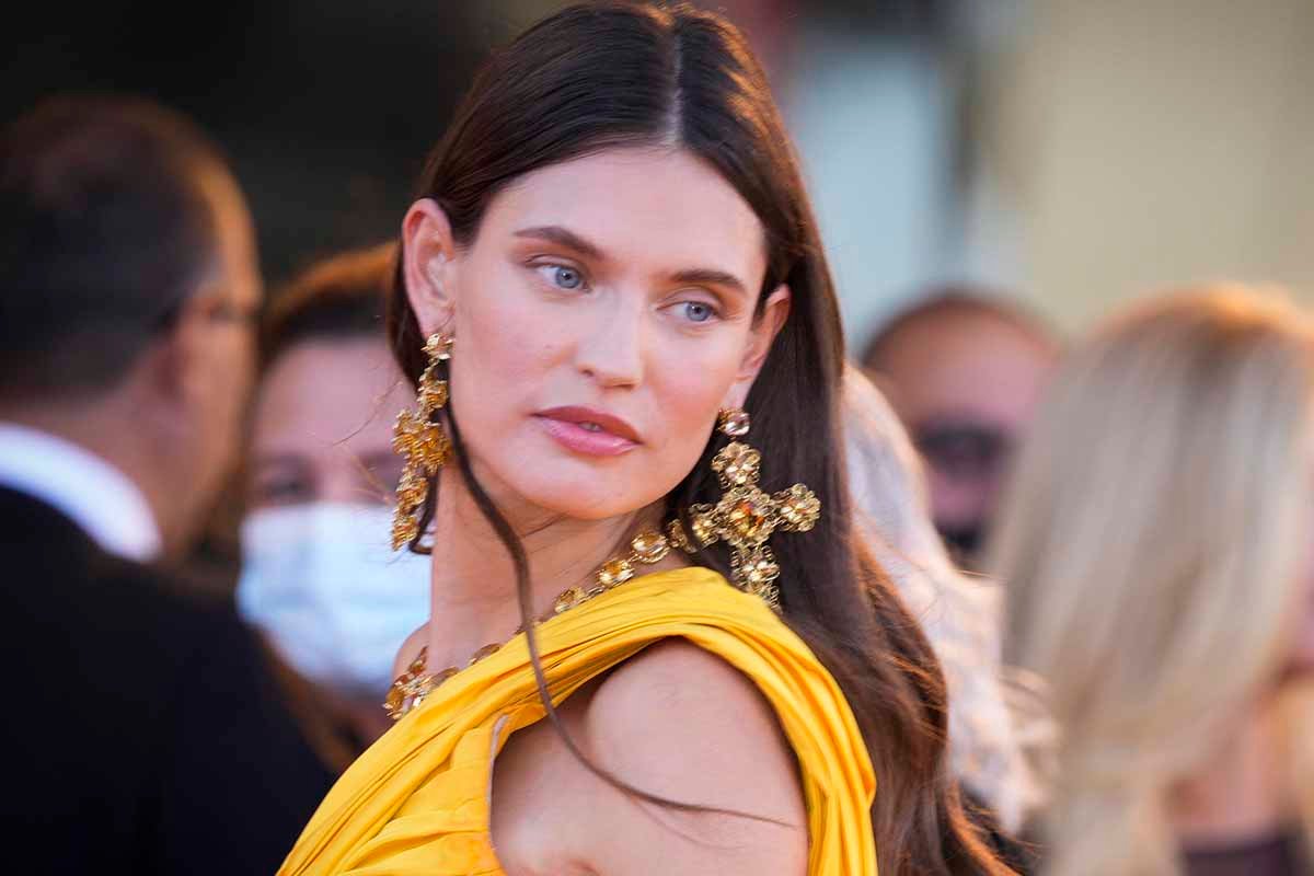 Bianca Balti sexy in bikini. Ma cosa è successo con Elisabetta Canalis?