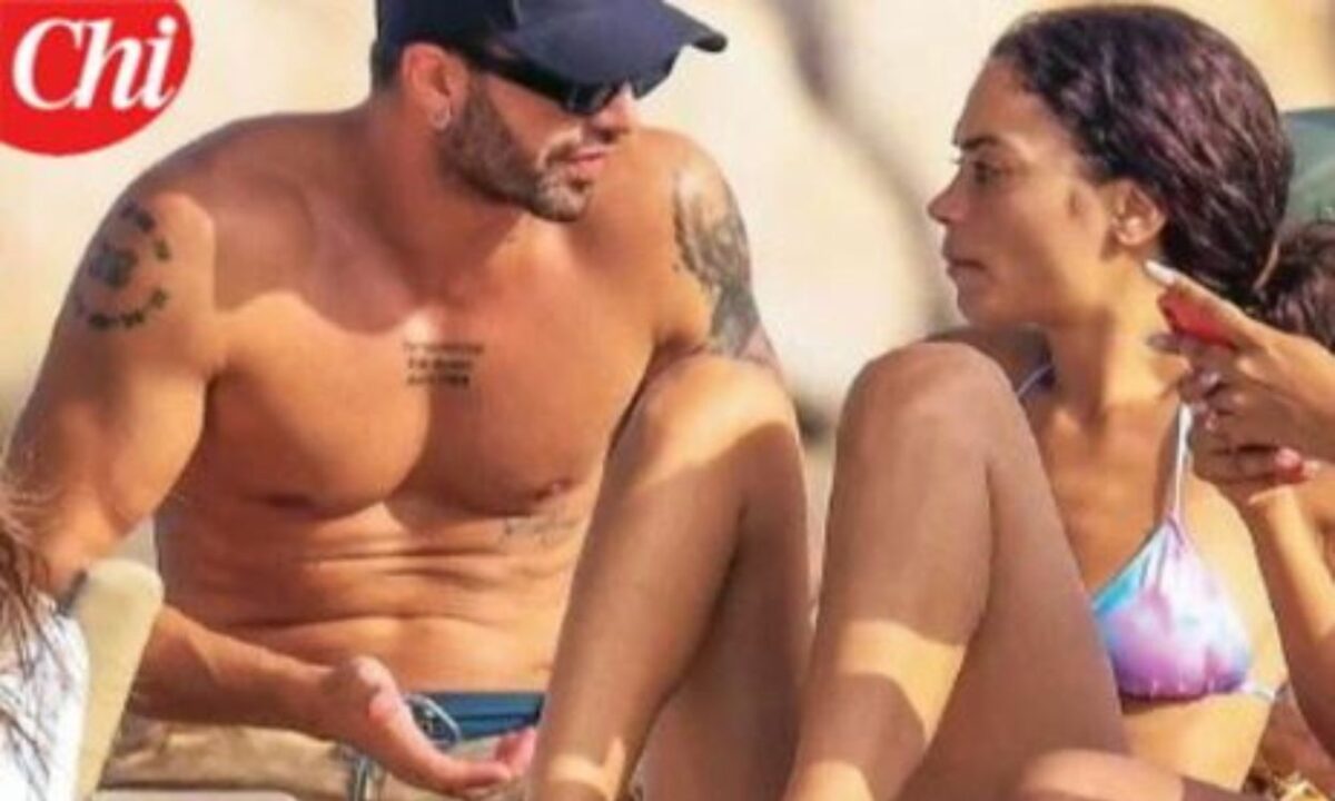 Elodie e Andrea Iannone, è nato un amore: le prime foto insieme